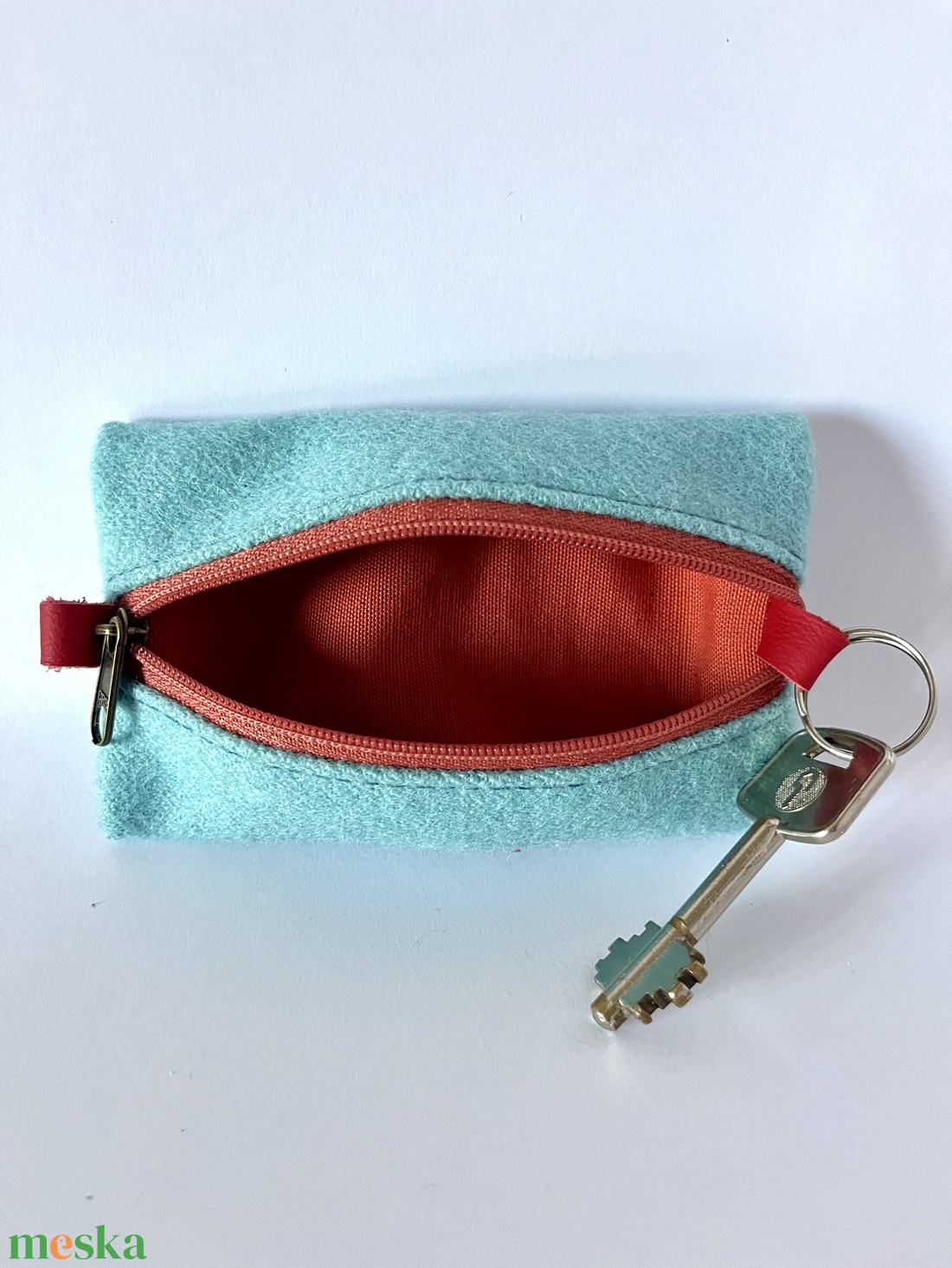 Kék gyapjú kulcstartó - táska & tok - kulcstartó & táskadísz - kulcstartó - Meska.hu