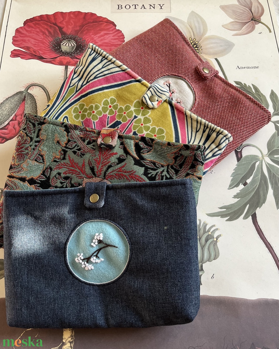 Színes Liberty könyvtok - könyv & zene - könyvtok - Meska.hu