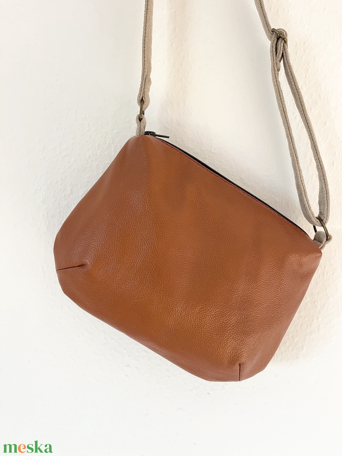 Barna, valódi bőr cross body táska - táska & tok - kézitáska & válltáska - vállon átvethető táska - Meska.hu