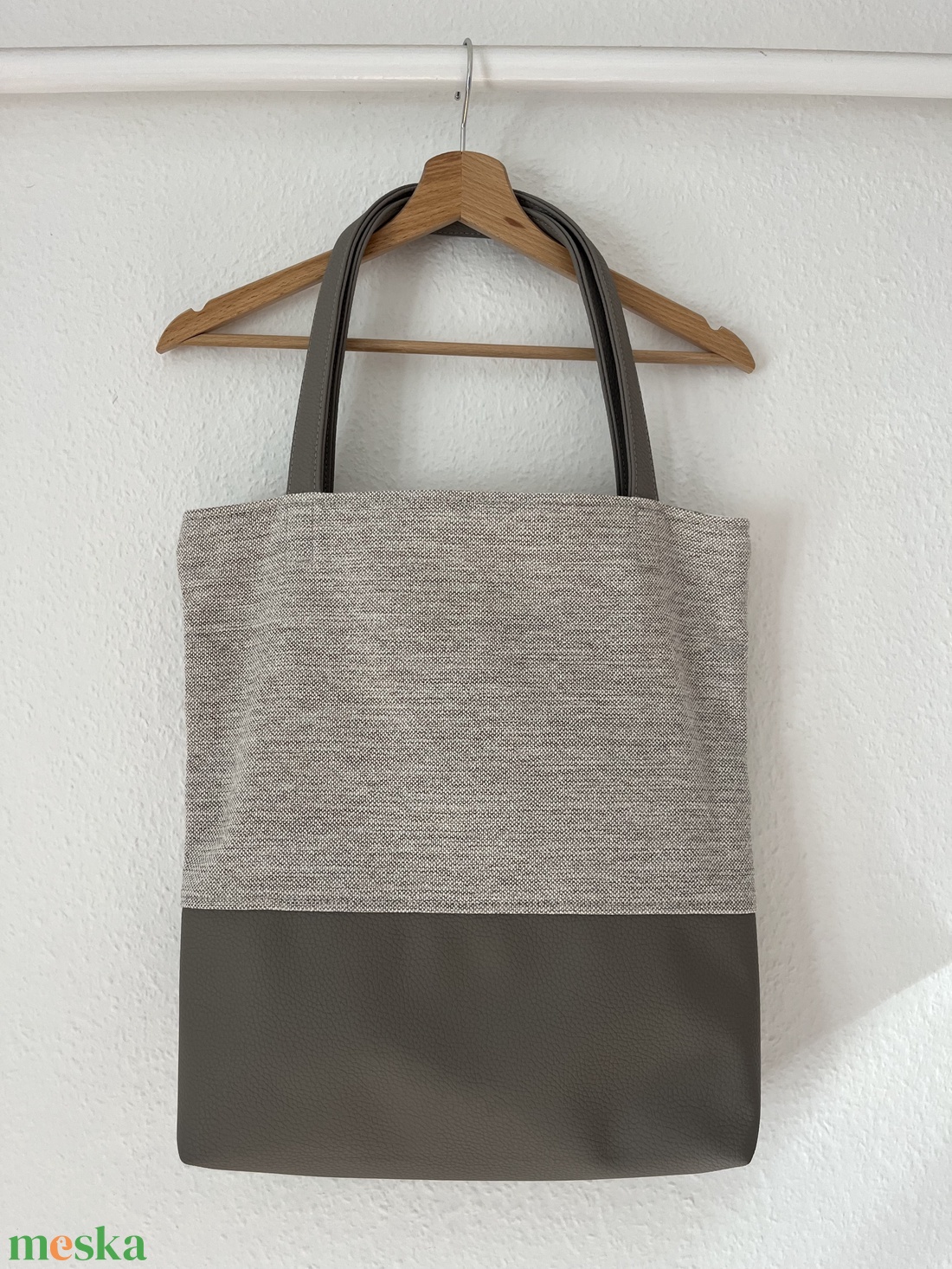 Szürke tote bag, műbőr alsóval - táska & tok - kulcstartó & táskadísz - kulcstartó - Meska.hu