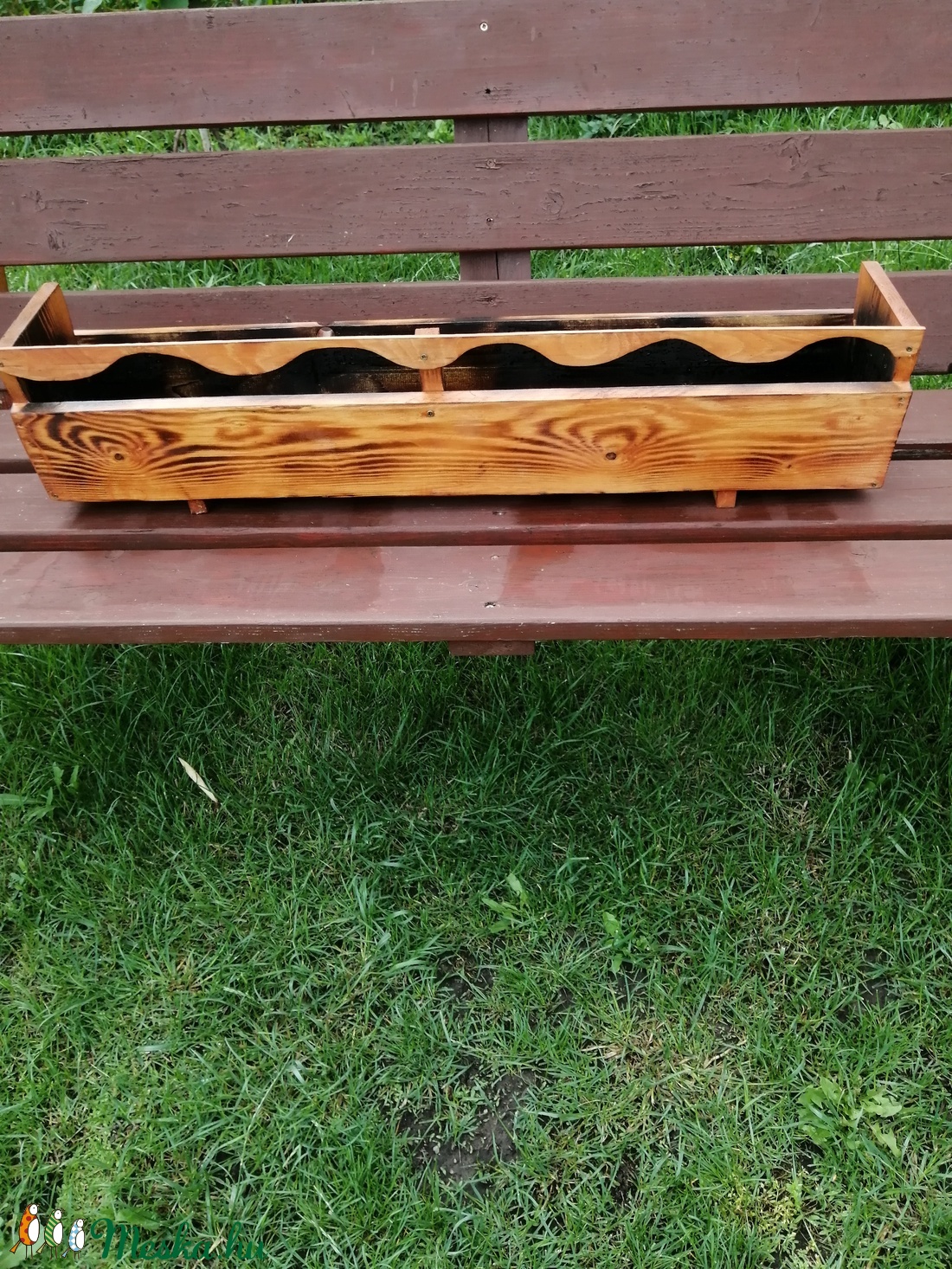 Fa virágláda egyszerű díszítéssel - otthon & életmód - ház & kert - növény & veteményes - Meska.hu