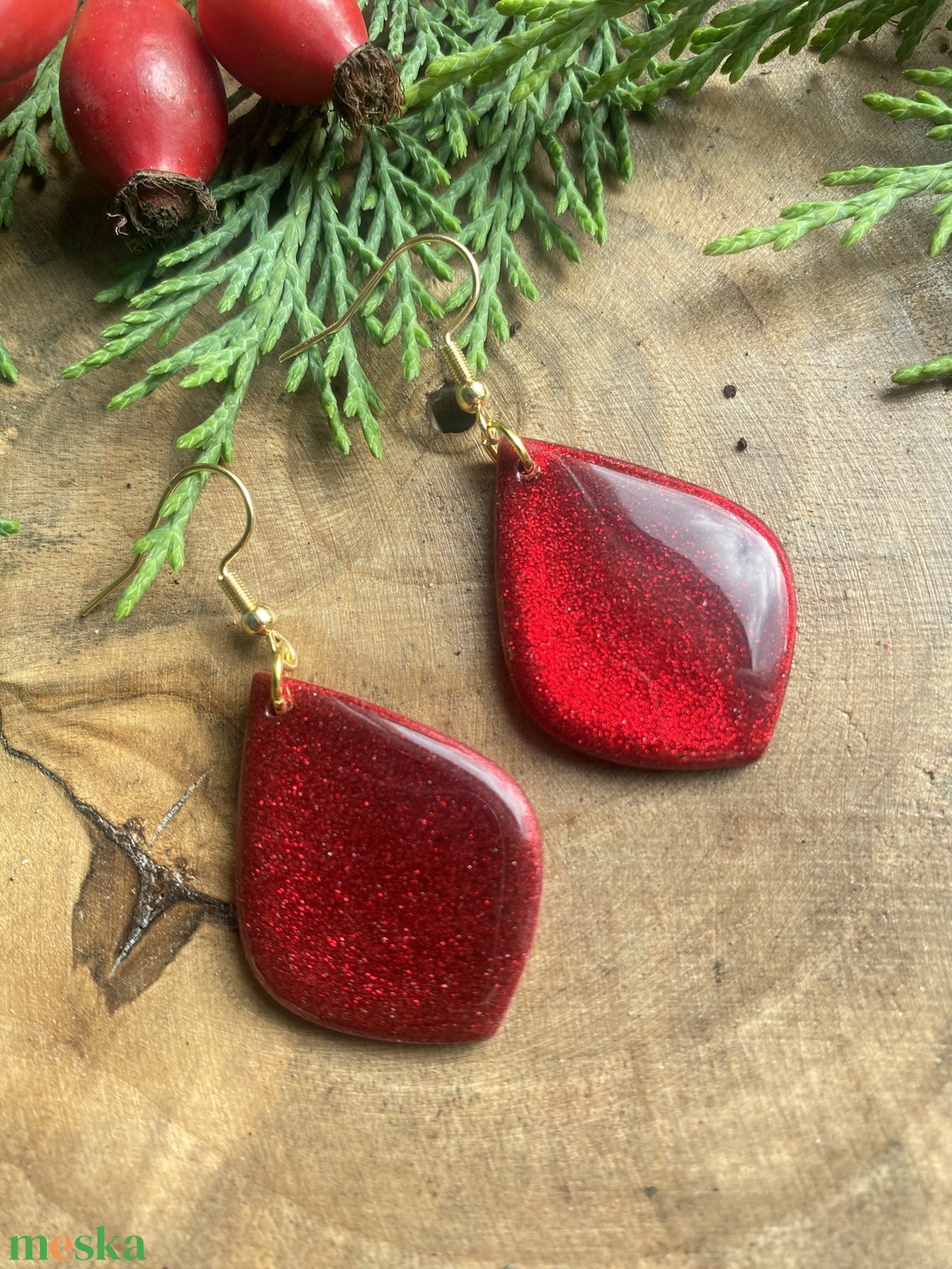 Red Christmas Teardrop - ékszer - fülbevaló - lógó fülbevaló - Meska.hu