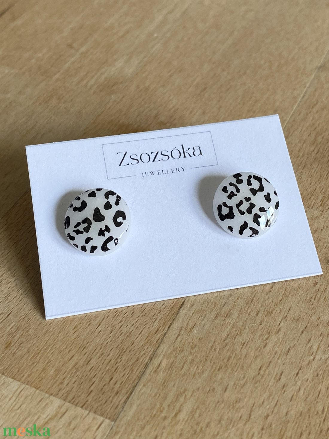 Spotted Big White fülbevaló - ékszer - fülbevaló - pötty fülbevaló - Meska.hu