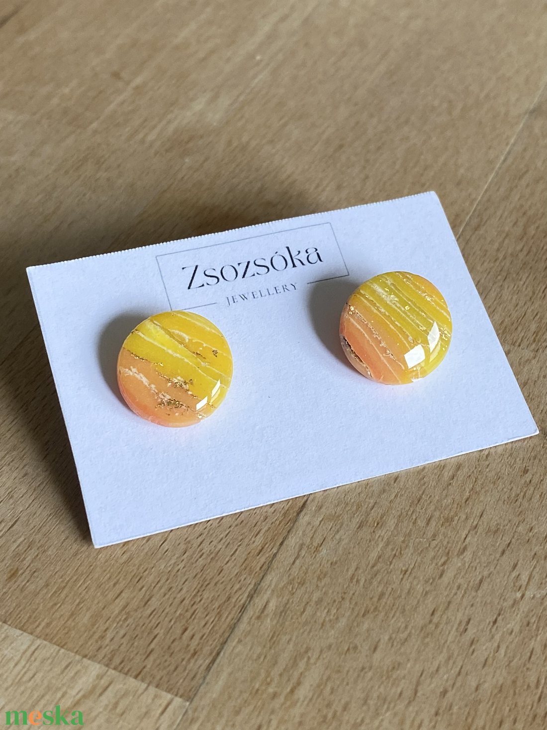 Yellow and Orange Marble pötty fülbevaló - ékszer - fülbevaló - pötty fülbevaló - Meska.hu