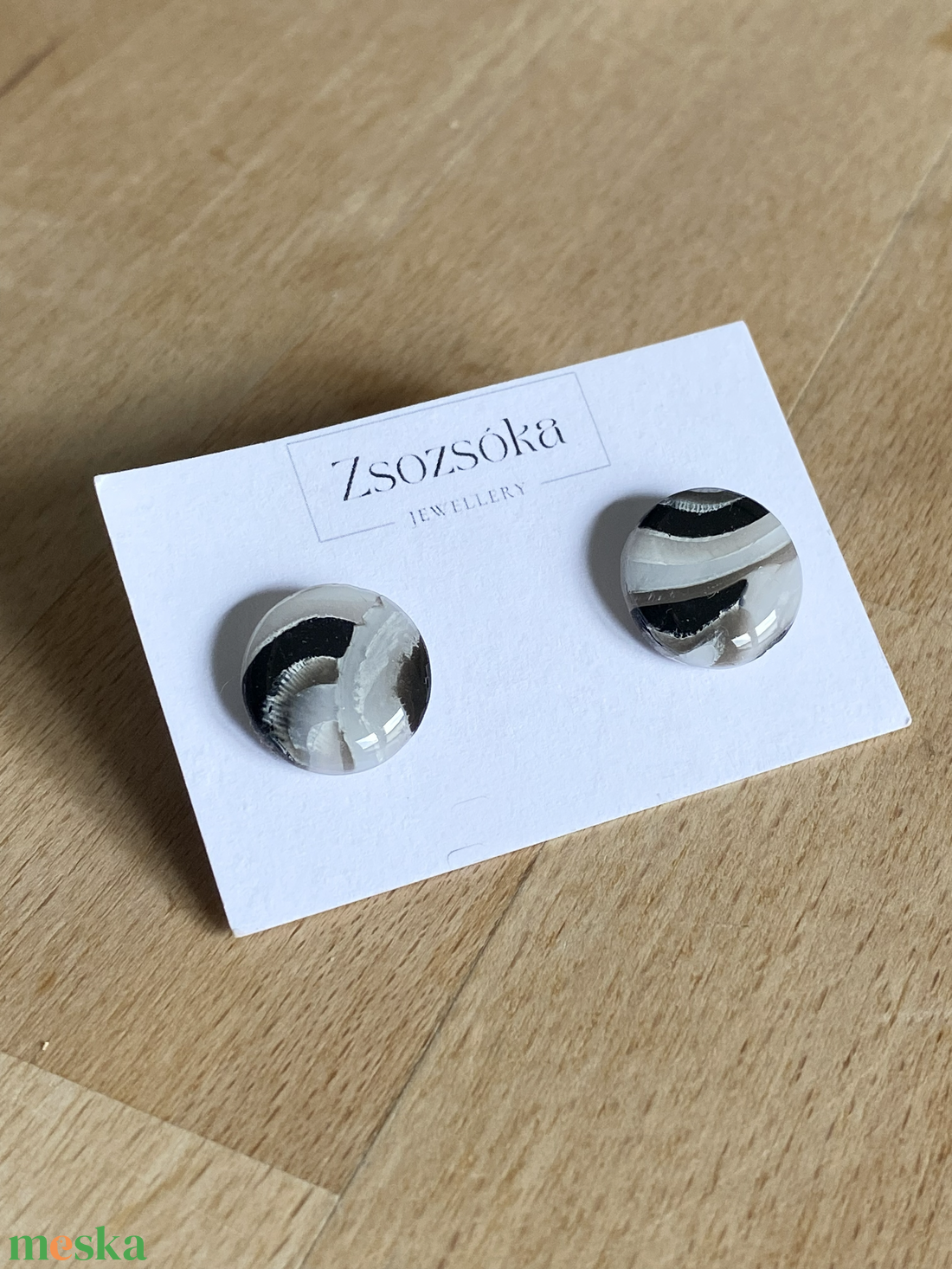 Black Marble pötty fülbevaló - ékszer - fülbevaló - pötty fülbevaló - Meska.hu