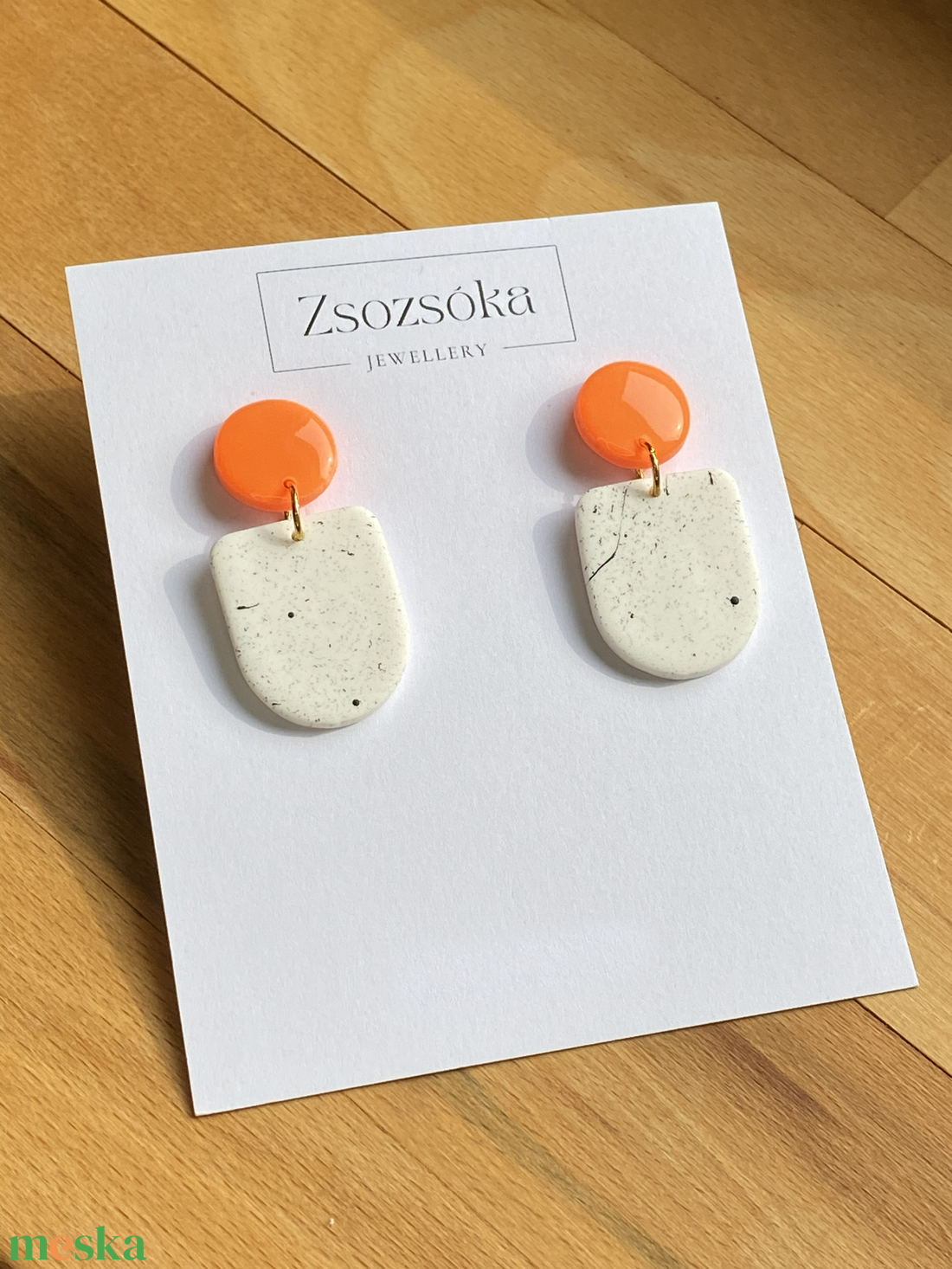 Neon and white spotted Geometric - ékszer - fülbevaló - lógó fülbevaló - Meska.hu