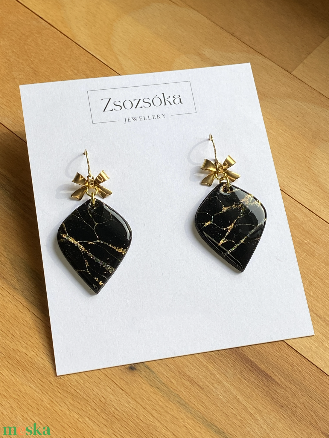 Gold and Black Teardrop - ékszer - fülbevaló - lógó fülbevaló - Meska.hu