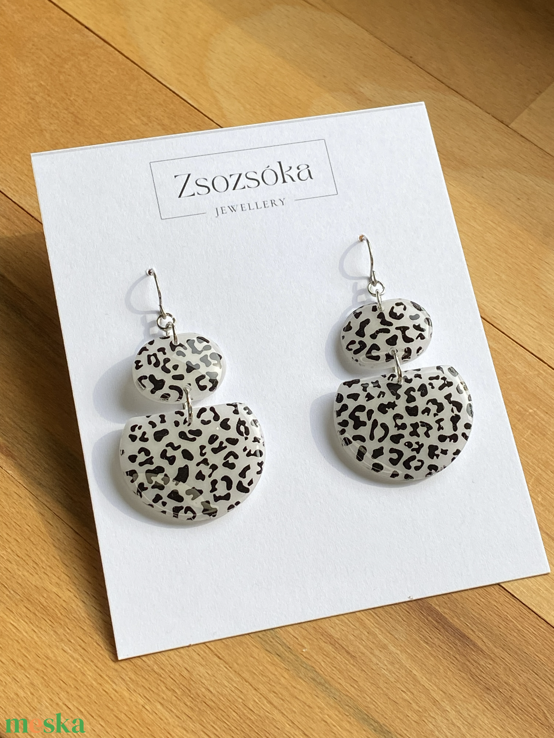 Spotted whith Half Square Fülbevalók - ékszer - fülbevaló - lógós kerek fülbevaló - Meska.hu