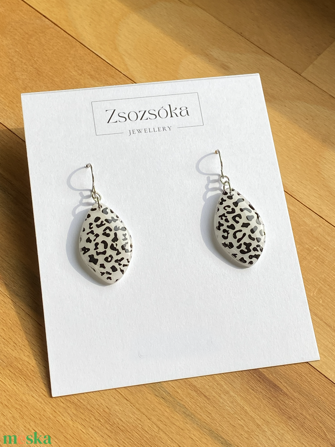 Spotted whith Little Leaves Fülbevalók - ékszer - fülbevaló - lógós kerek fülbevaló - Meska.hu