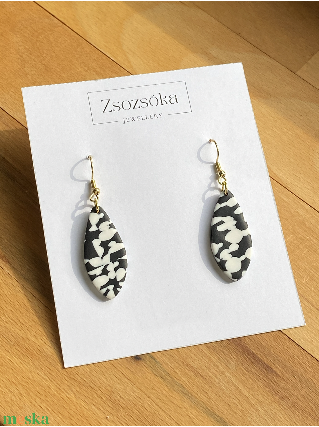 Black and White  - ékszer - fülbevaló - lógó fülbevaló - Meska.hu