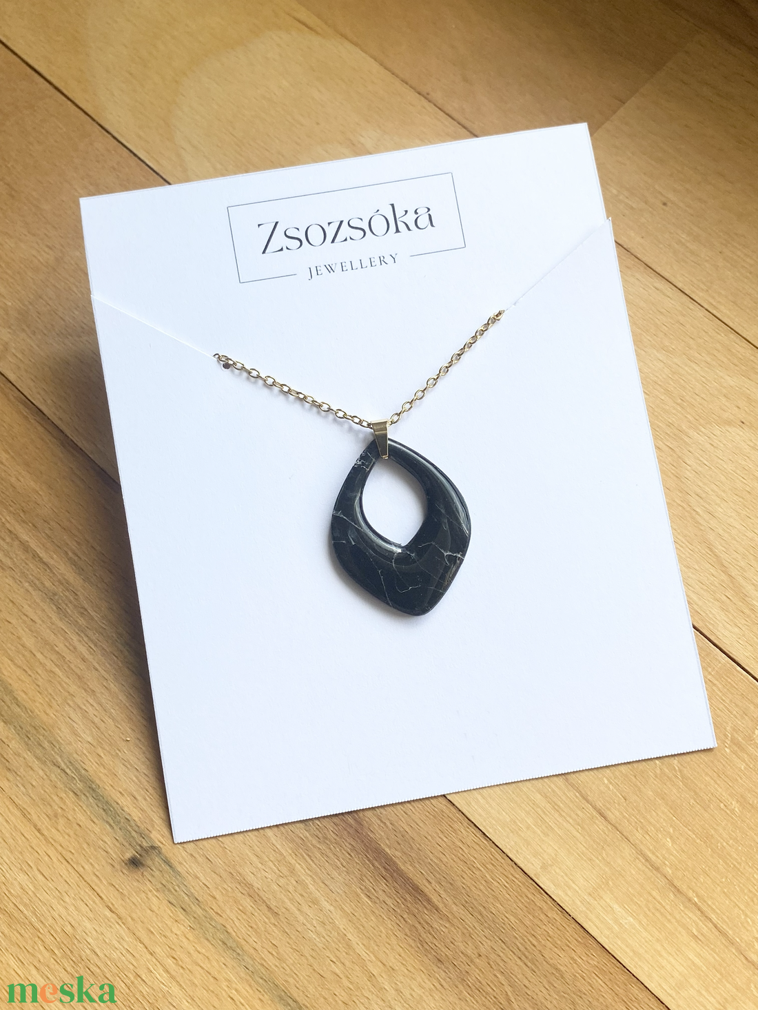 Rose and Black Marble medál - ékszer - nyaklánc - medálos nyaklánc - Meska.hu