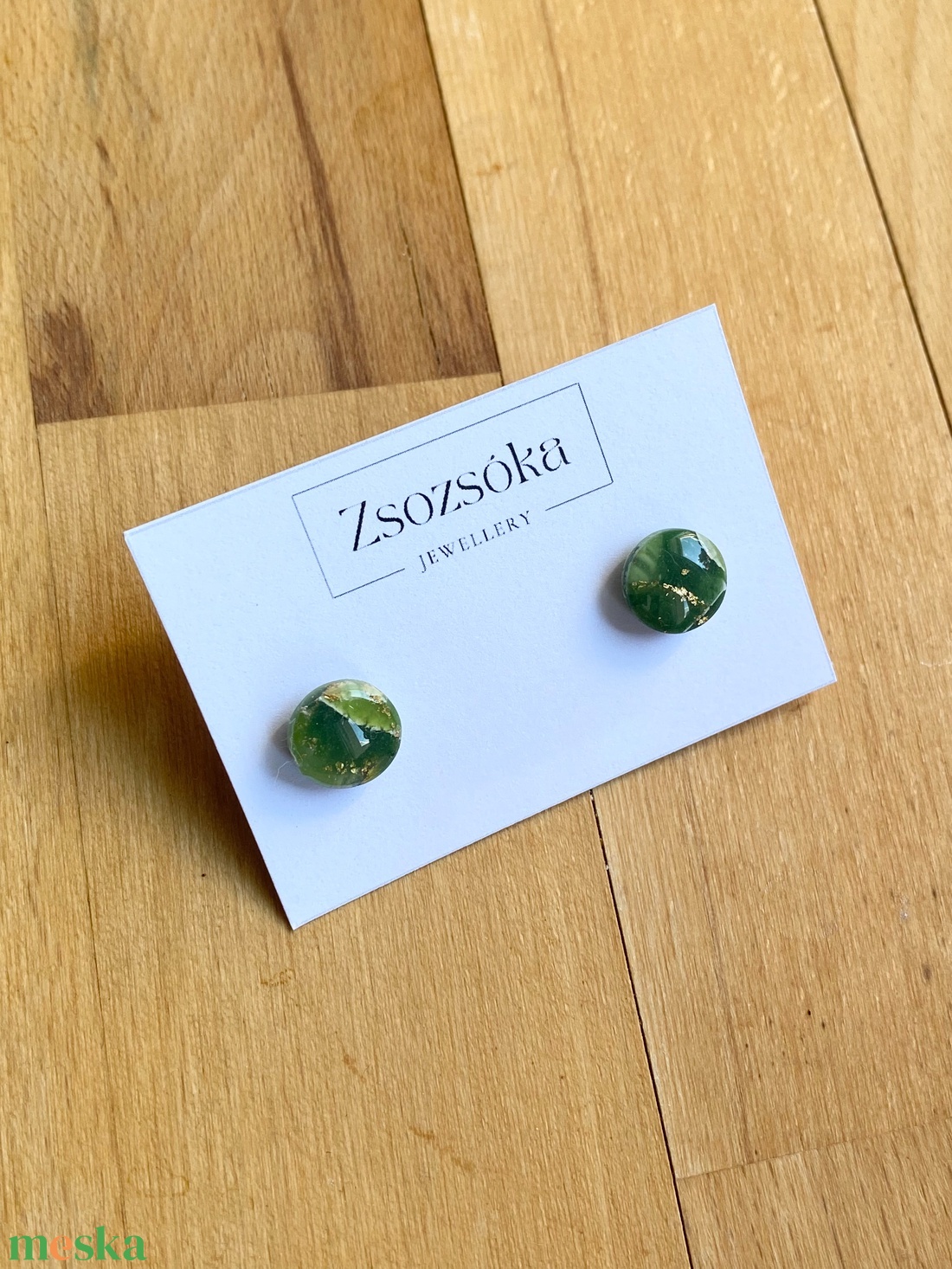 Green Marble kis pötty fülbevaló - ékszer - fülbevaló - pötty fülbevaló - Meska.hu