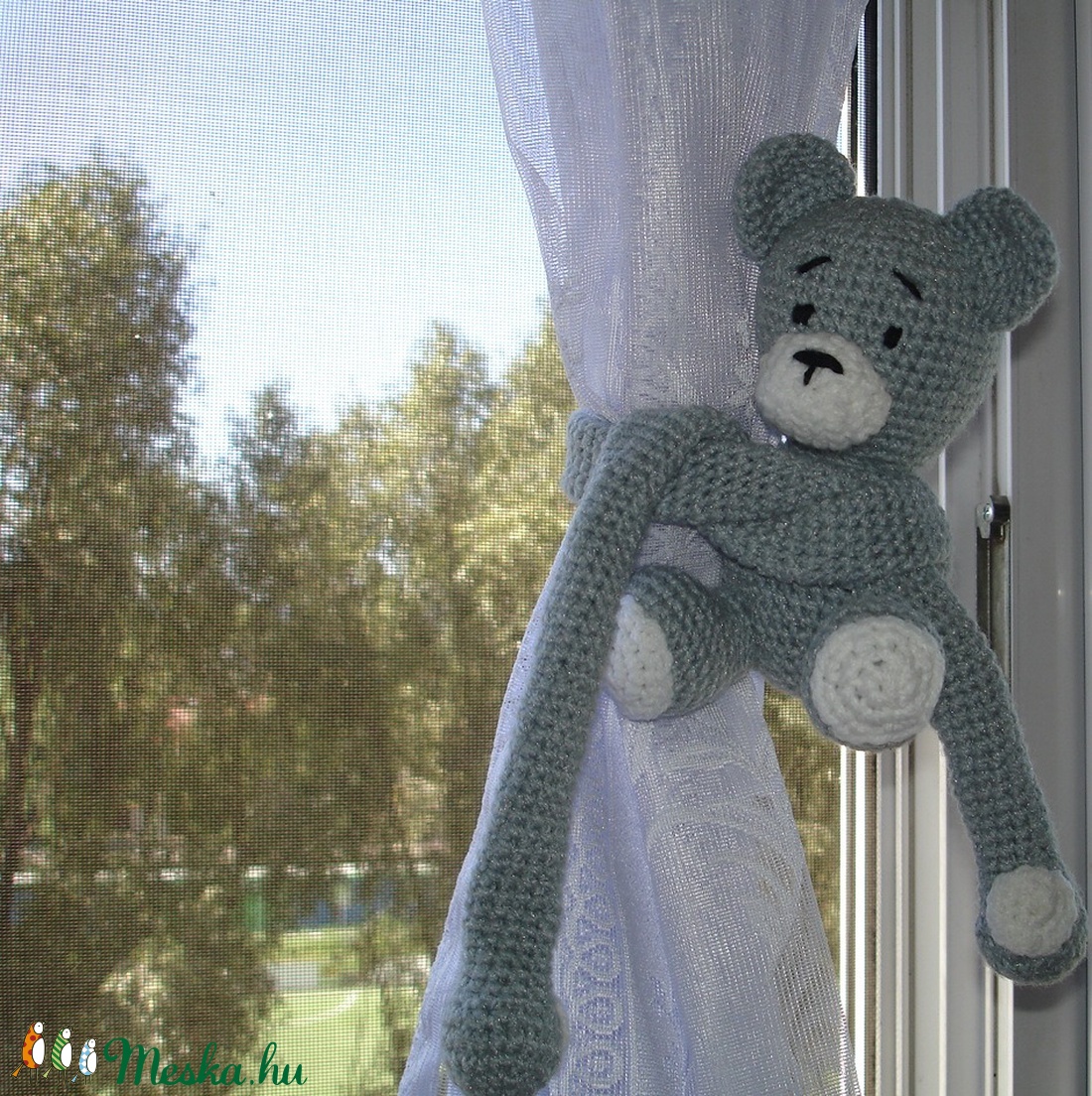 Függöny összekötő - függönyfogó horgolt játékfigura maci szürke - otthon & életmód - lakástextil - függöny és kiegészítő - Meska.hu