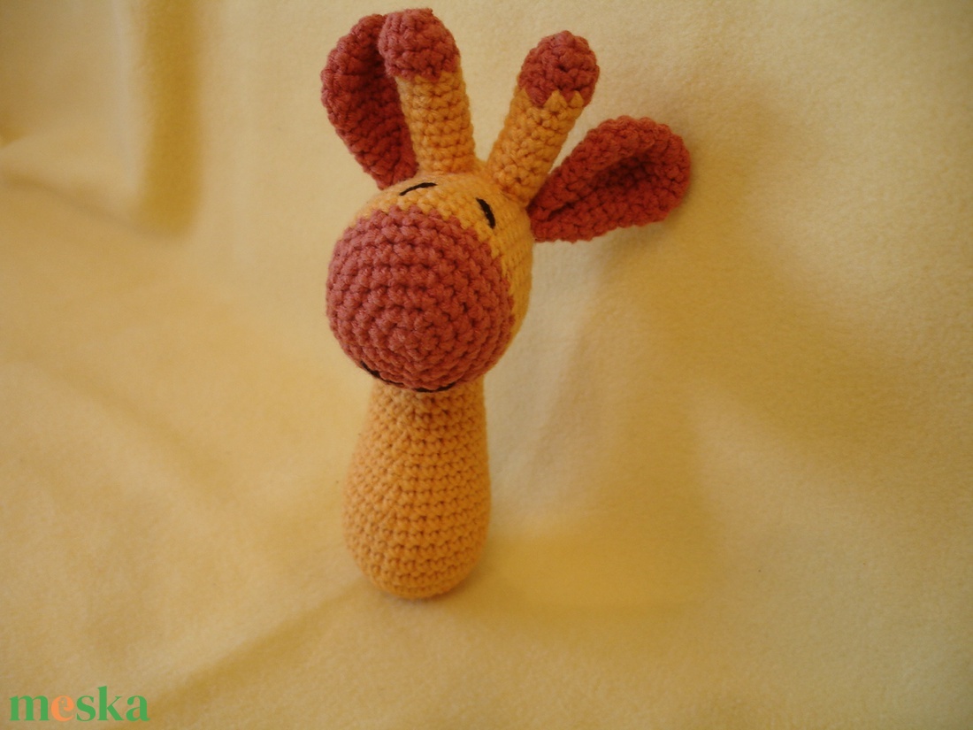 Zsiráf csörgő amigurumi figura - játék & sport - 3 éves kor alattiaknak - csörgő - Meska.hu Zsiráf csörgő amigurumi figura - játék & sport - 3 éves kor alattiaknak - csörgő - Meska.hu