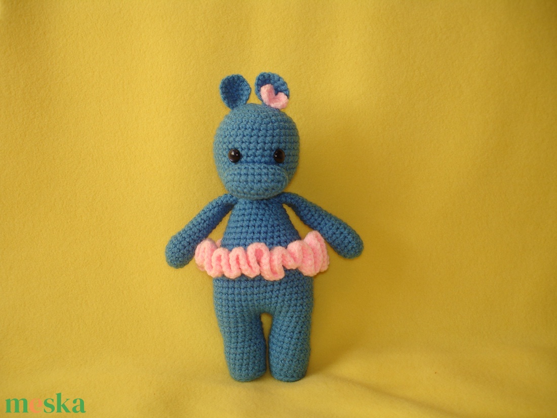 Viziló kislány  amigurumi figura - játék & sport - plüssállat & játékfigura - más figura - Meska.hu