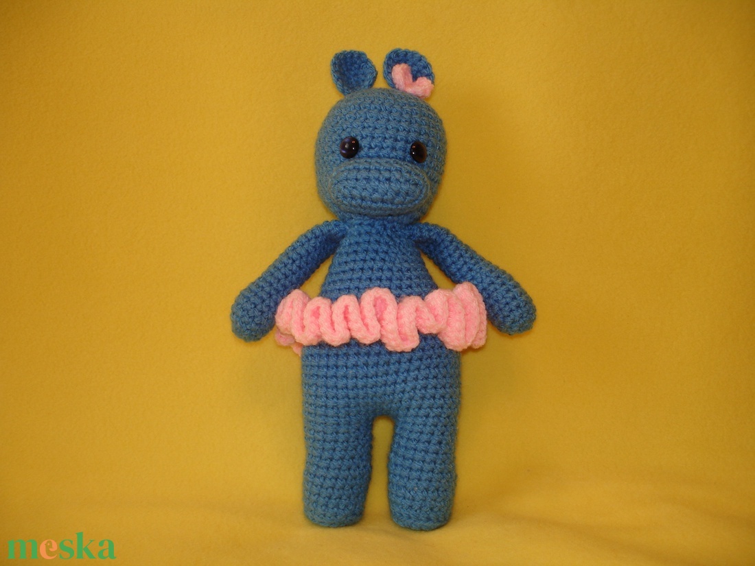 Viziló kislány  amigurumi figura - játék & sport - plüssállat & játékfigura - más figura - Meska.hu