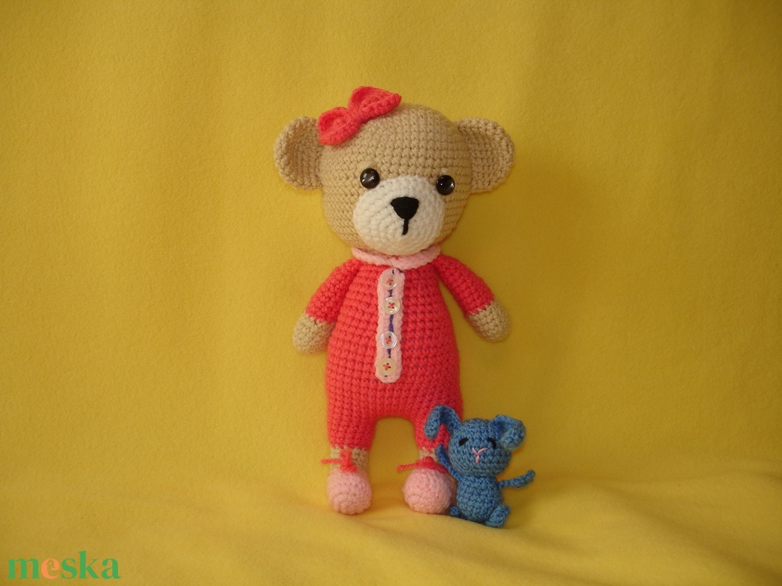 Maci kis nyuszival amigurumi figura - játék & sport - plüssállat & játékfigura - maci - Meska.hu Maci kis nyuszival amigurumi figura - játék & sport - plüssállat & játékfigura - maci - Meska.hu