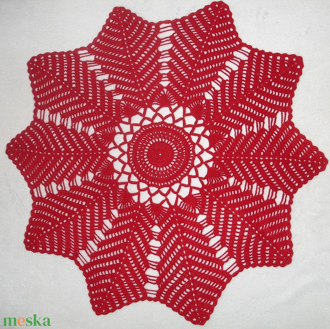 Fenyőág és ananász terítő horgolt különböző méretben és színben - otthon & életmód - dekoráció - asztal és polc dekoráció - horgolt & csipketerítő - Meska.hu