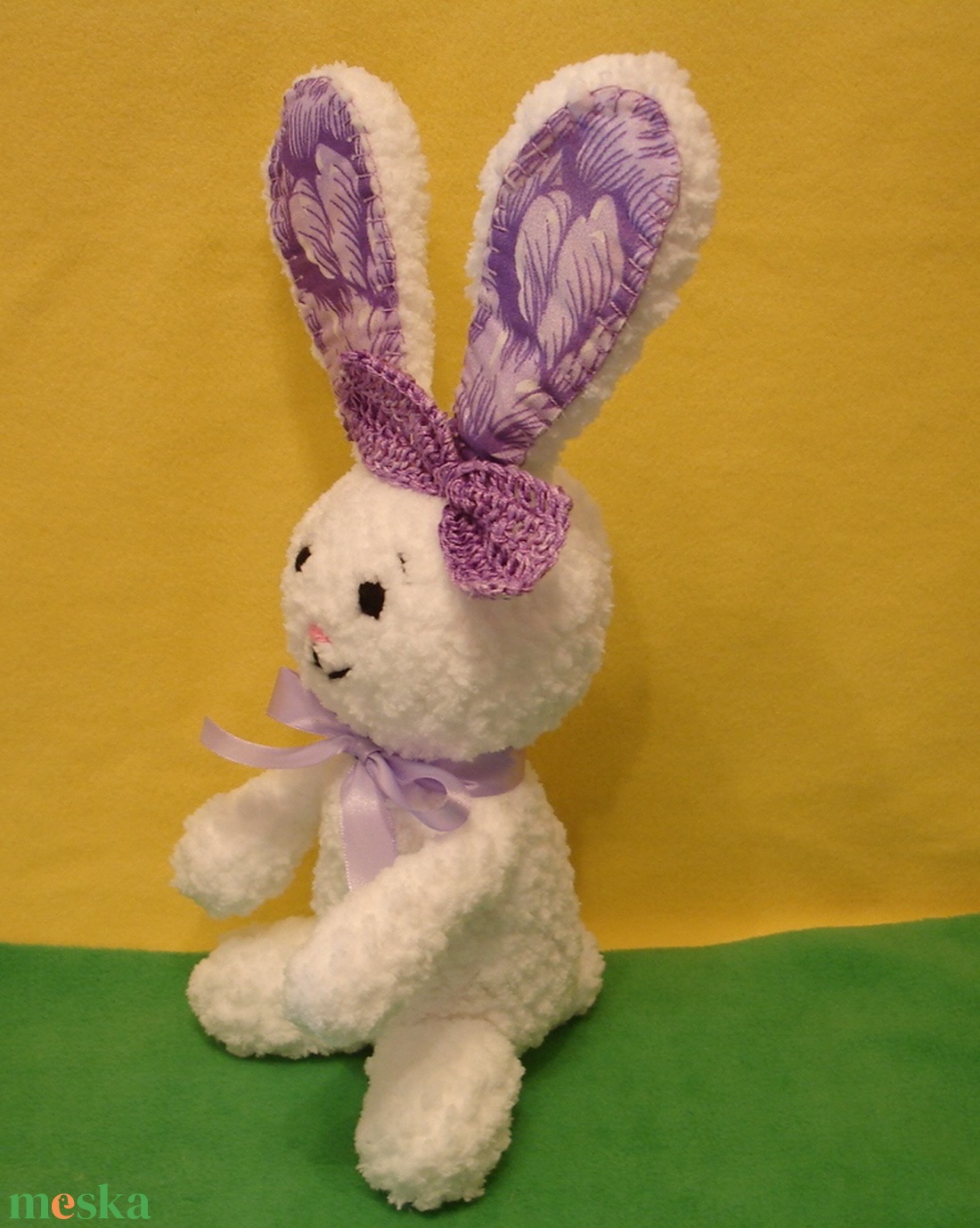 Nyuszi fehér puha fonálból horgolt figura - játék & sport - plüssállat & játékfigura - nyuszi - Meska.hu