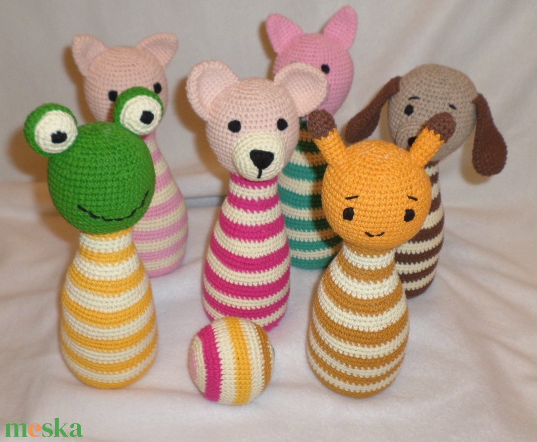 Bowling bábuk labdával ügyességi babajáték amigurumi figurákkal - játék & sport - készségfejlesztő és logikai játék - oktató játékok - Meska.hu Bowling bábuk labdával ügyességi babajáték amigurumi figurákkal - játék & sport - készségfejlesztő és logikai játék - oktató játékok - Meska.hu