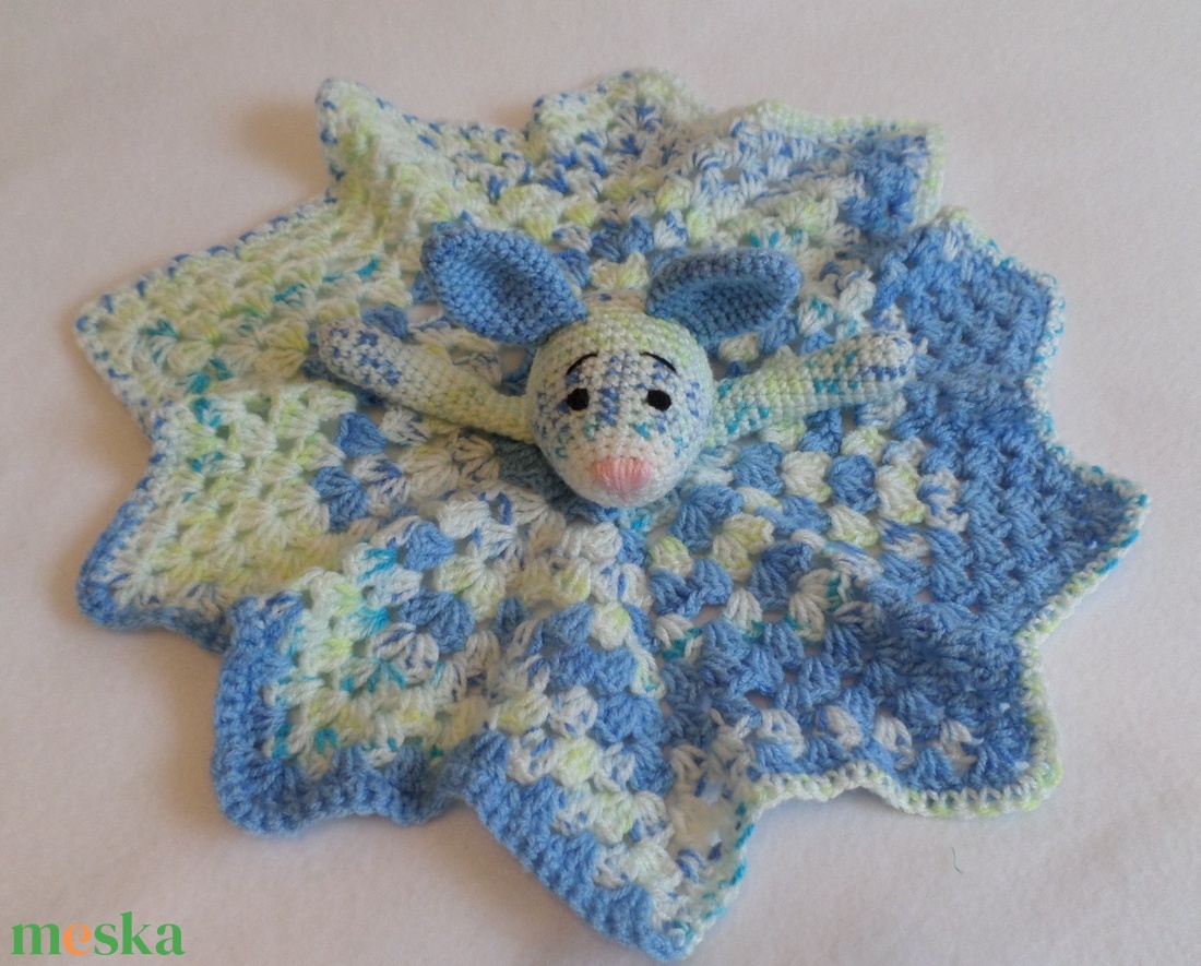 Szundikendő, babarongyi  kutya amigurumi figurával - játék & sport - 3 éves kor alattiaknak - alvóka & rongyi - Meska.hu