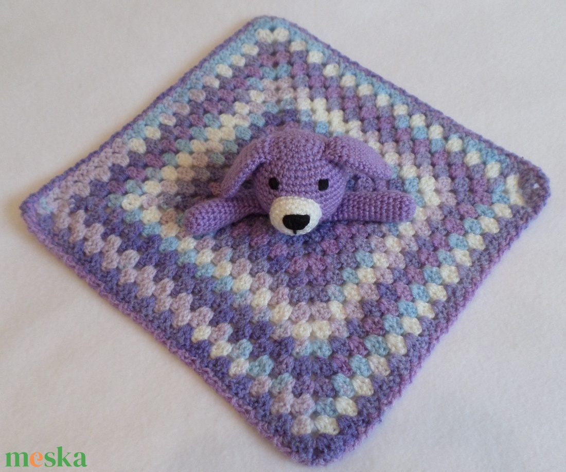 Szundikendő, babarongyi  kutya amigurumi figurával - játék & sport - 3 éves kor alattiaknak - alvóka & rongyi - Meska.hu