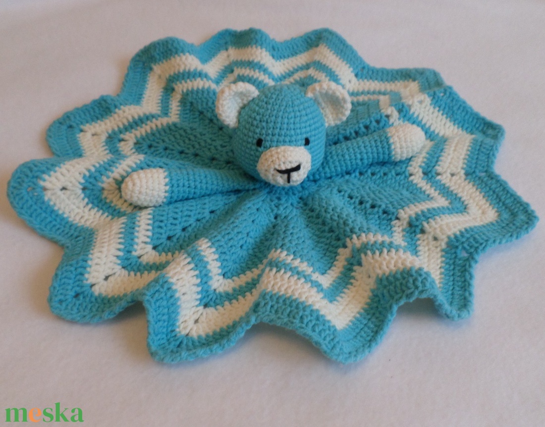 Szundikendő, babarongyi maci amigurumi figurával - játék & sport - 3 éves kor alattiaknak - alvóka & rongyi - Meska.hu Szundikendő, babarongyi maci amigurumi figurával - játék & sport - 3 éves kor alattiaknak - alvóka & rongyi - Meska.hu