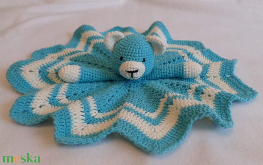Szundikendő, babarongyi maci amigurumi figurával - játék & sport - 3 éves kor alattiaknak - alvóka & rongyi - Meska.hu Szundikendő, babarongyi maci amigurumi figurával - játék & sport - 3 éves kor alattiaknak - alvóka & rongyi - Meska.hu