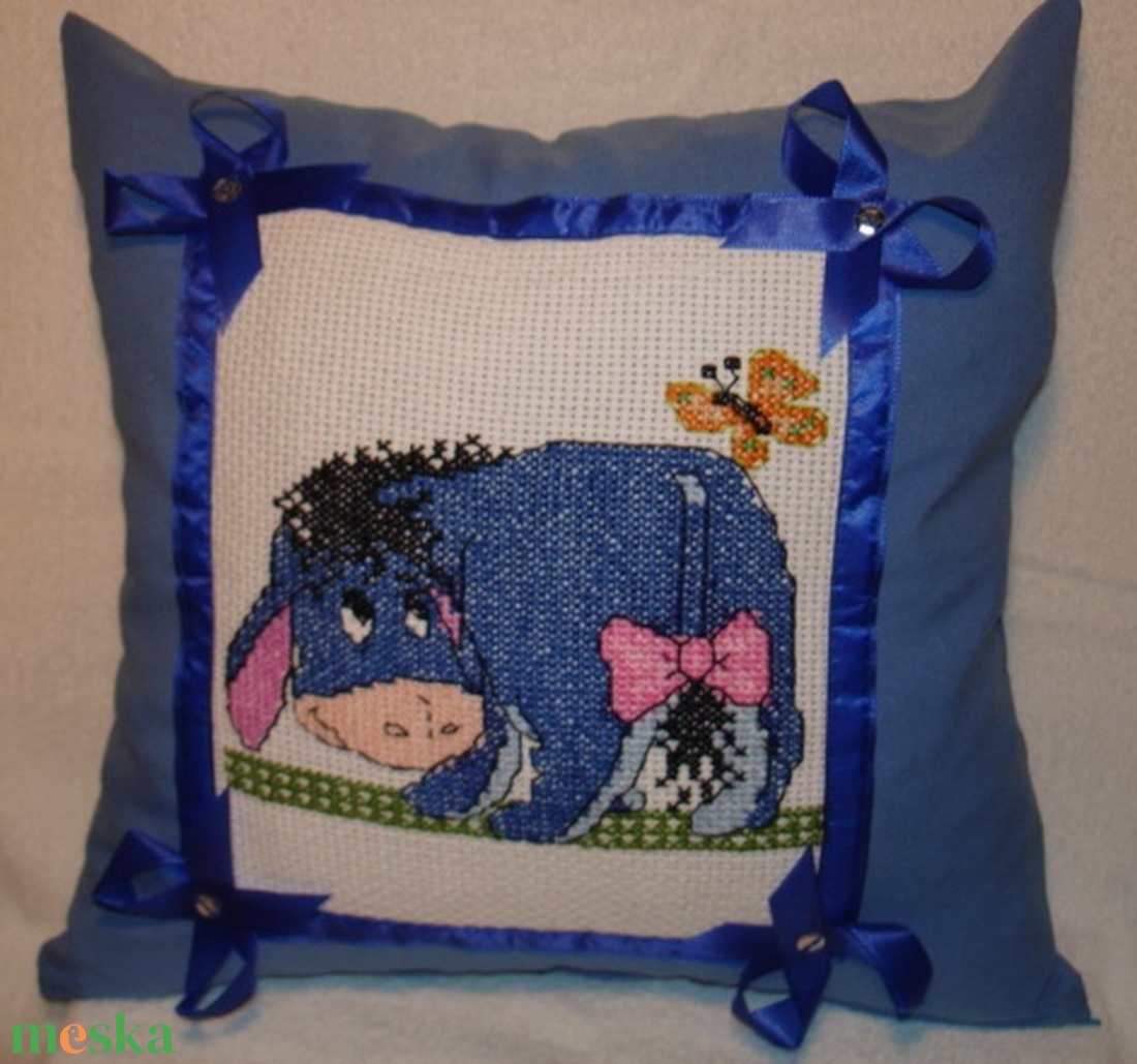 Keresztszemes párna Füles szamár mesefigurás mintával - otthon & életmód - lakástextil - párna & párnahuzat - Meska.hu