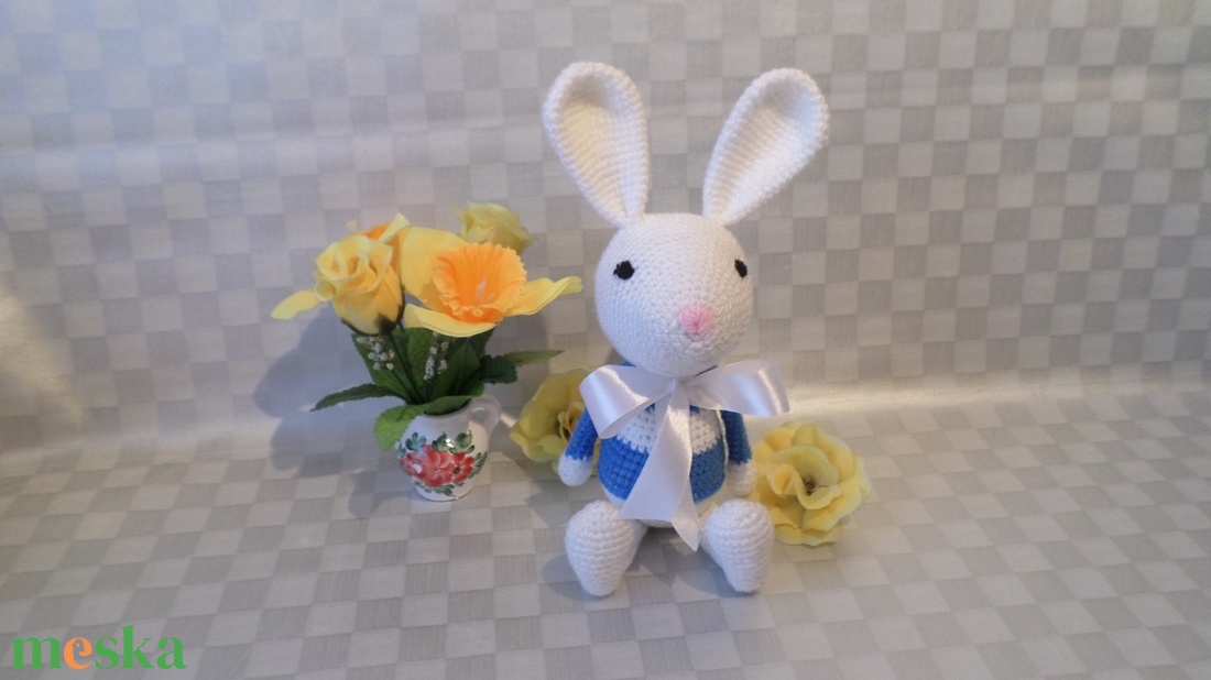 Nyuszi amigurumi játék - játék & sport - készségfejlesztő és logikai játék - toronyépítő- és egyensúlyozó játékok - Meska.hu