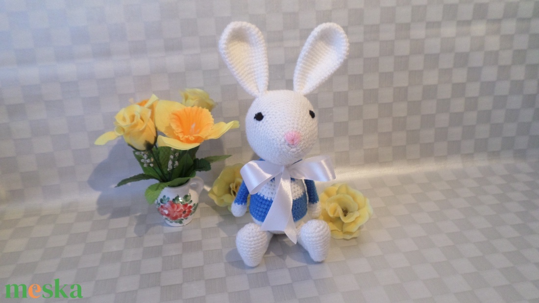 Nyuszi amigurumi játék - játék & sport - készségfejlesztő és logikai játék - toronyépítő- és egyensúlyozó játékok - Meska.hu