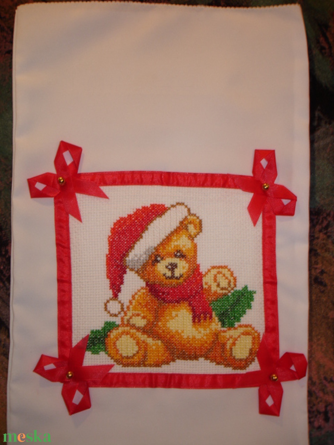 Keresztszemes hímzéssel készült Karácsonyi-Télapó-Mikulás zsák - karácsony - karácsonyi ajándékozás - karácsonyi ajándékcsomagolás - Meska.hu