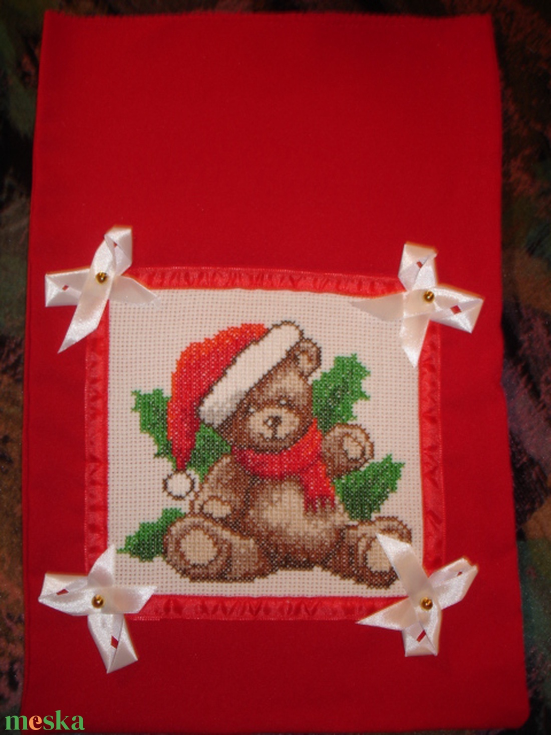 Keresztszemes hímzéssel készült Karácsonyi-Télapó-Mikulás zsák - karácsony - karácsonyi ajándékozás - karácsonyi ajándékcsomagolás - Meska.hu