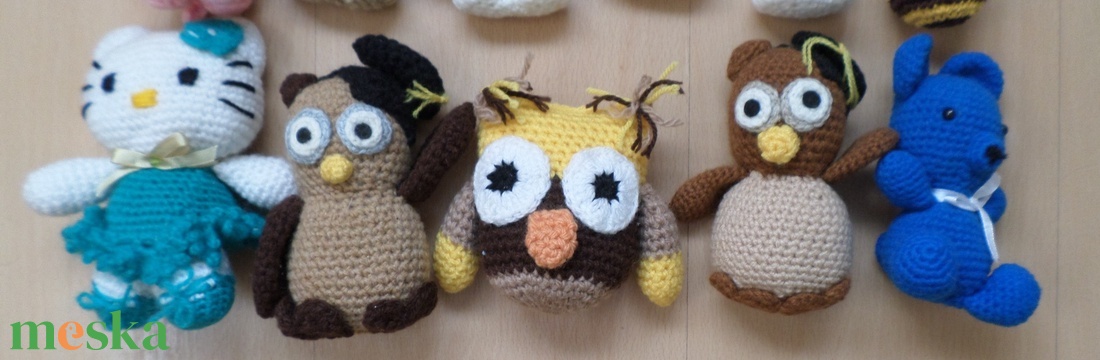 Kis figurák amigurumi egyben eladó 11 db - játék & sport - készségfejlesztő és logikai játék - toronyépítő- és egyensúlyozó játékok - Meska.hu