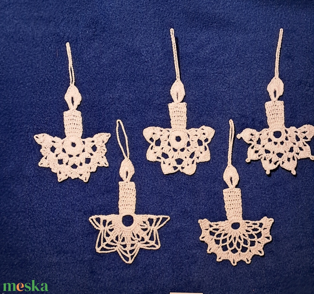 Karácsonyi  gyertya  horgolt fenyő dísz 5 db / garnitúra - karácsony - karácsonyi lakásdekoráció - karácsonyfadíszek - Meska.hu