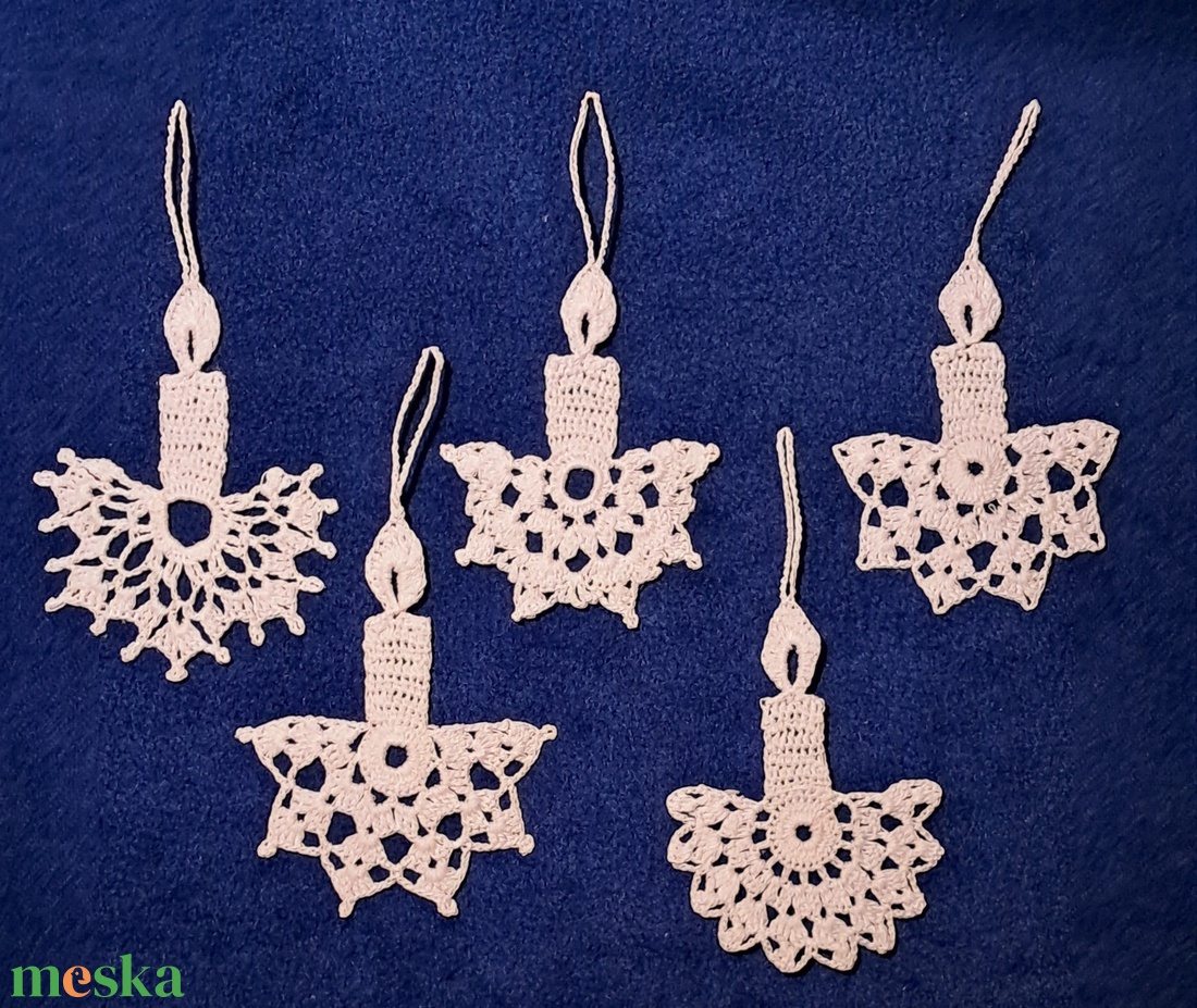 Karácsonyi  gyertya  horgolt fenyő dísz 5 db / garnitúra - karácsony - karácsonyi lakásdekoráció - karácsonyfadíszek - Meska.hu