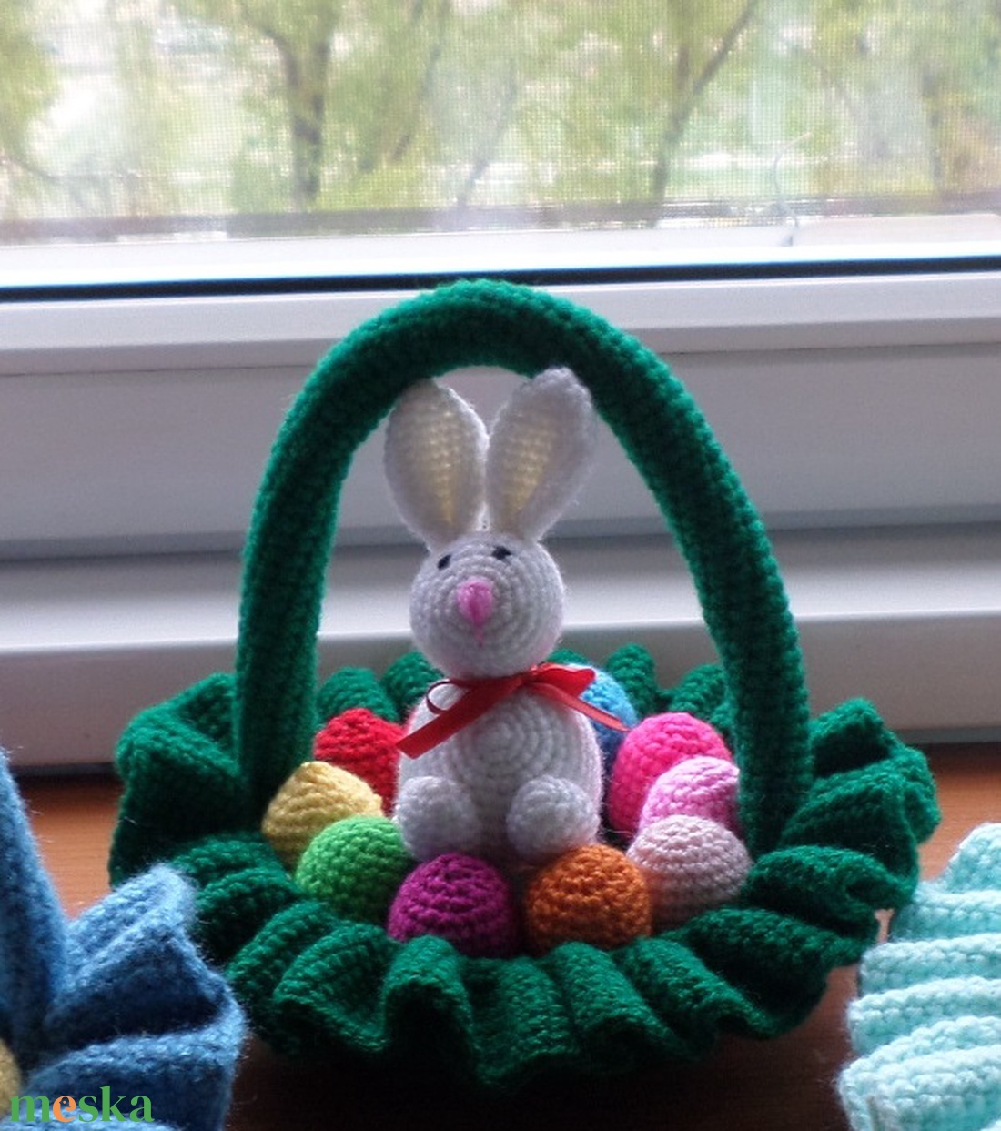 Húsvét asztali dísz nyuszi és tojás kosárban rendelhető - otthon & életmód - dekoráció - asztal és polc dekoráció - asztaldísz - Meska.hu