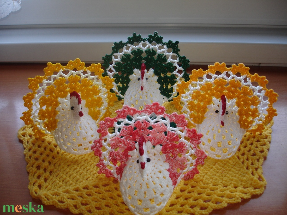 Húsvét horgolt tyúk 3 db - otthon & életmód - dekoráció - asztal és polc dekoráció - asztaldísz - Meska.hu