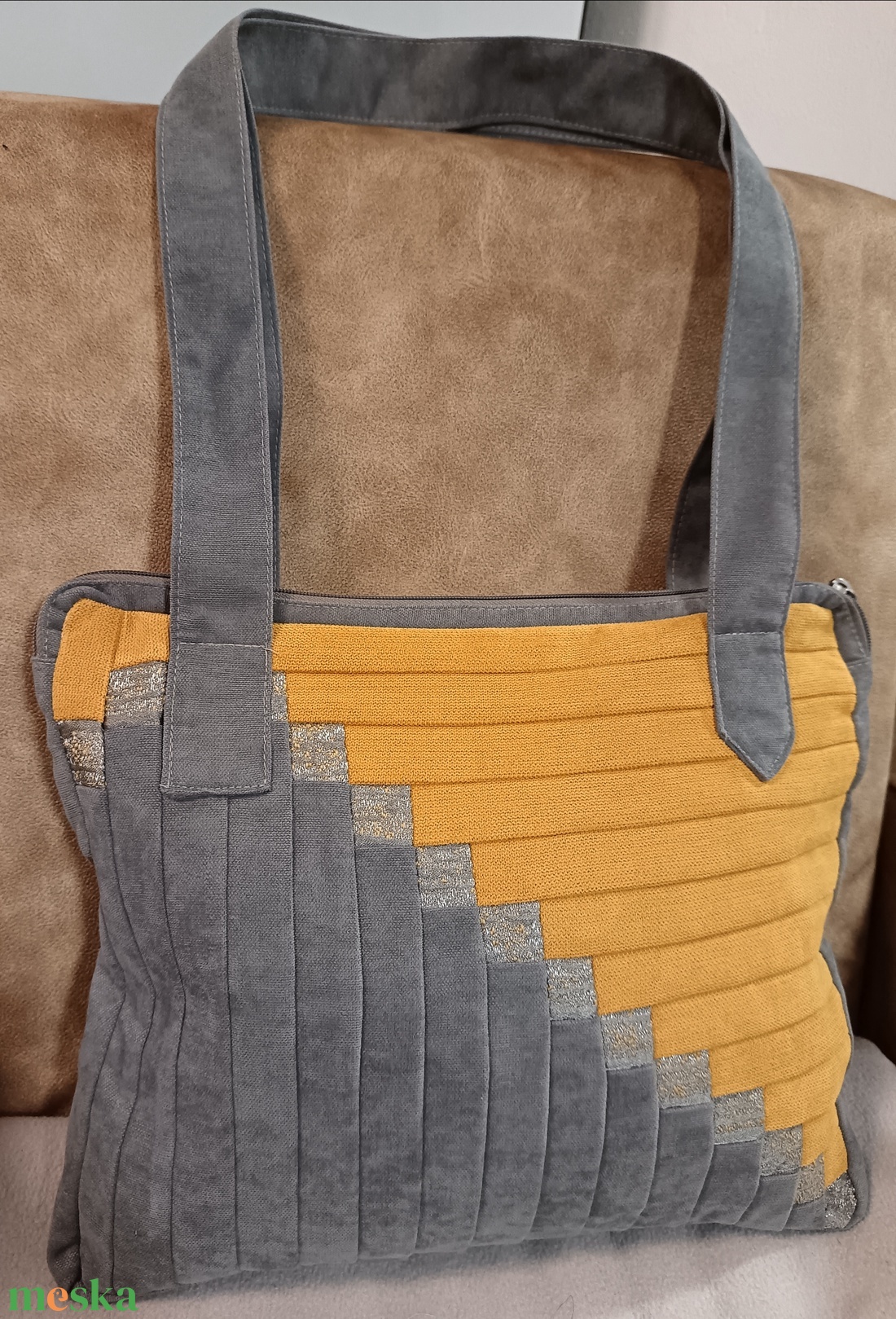 Klasszikus modernség - táska & tok - kézitáska & válltáska - válltáska - Meska.hu