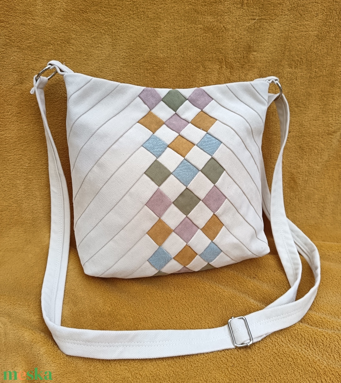 Ekrü szépség (vállon átvethető táska) - táska & tok - kézitáska & válltáska - vállon átvethető táska - Meska.hu