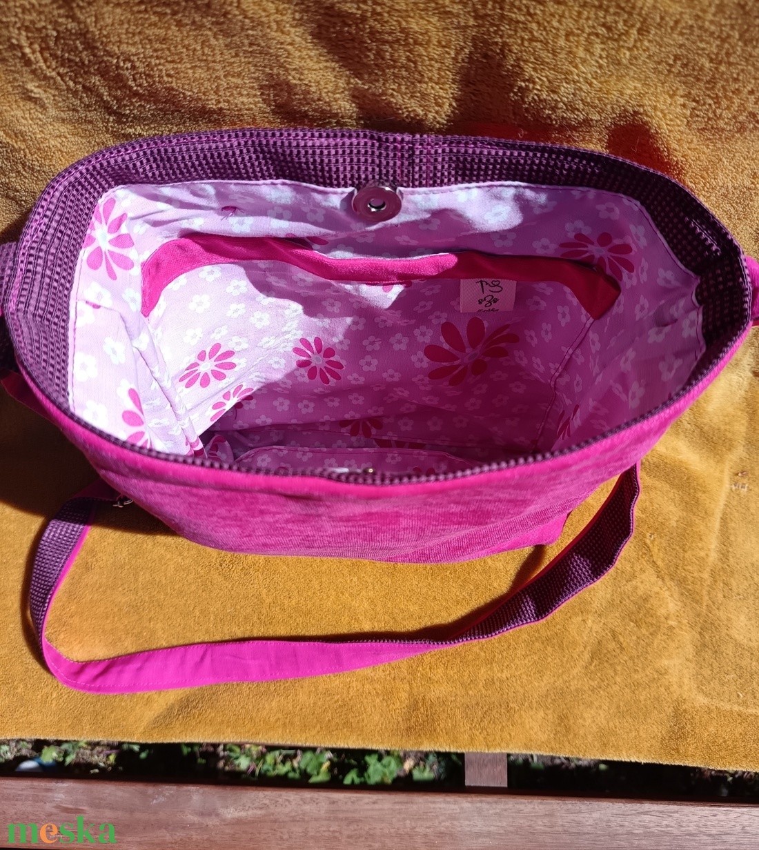 Fanni kedvence (vállon átvethető táska) - táska & tok - kézitáska & válltáska - vállon átvethető táska - Meska.hu