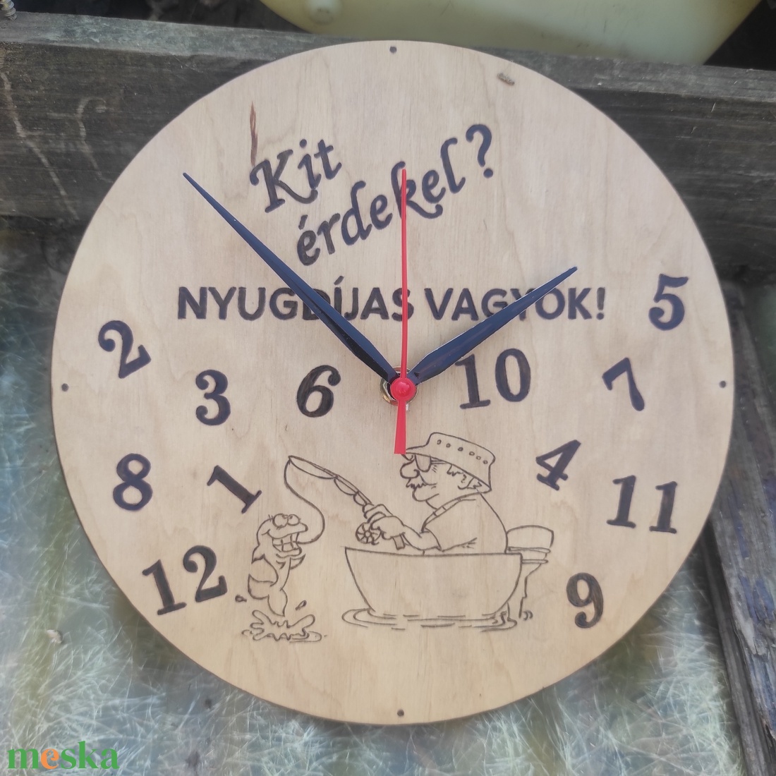 Nyugdíjas búcsúztatóra - kézzel rajzolt gravírozott falióra - otthon & életmód - dekoráció - fali és függő dekoráció - falióra & óra - Meska.hu Nyugdíjas búcsúztatóra - kézzel rajzolt gravírozott falióra - otthon & életmód - dekoráció - fali és függő dekoráció - falióra & óra - Meska.hu