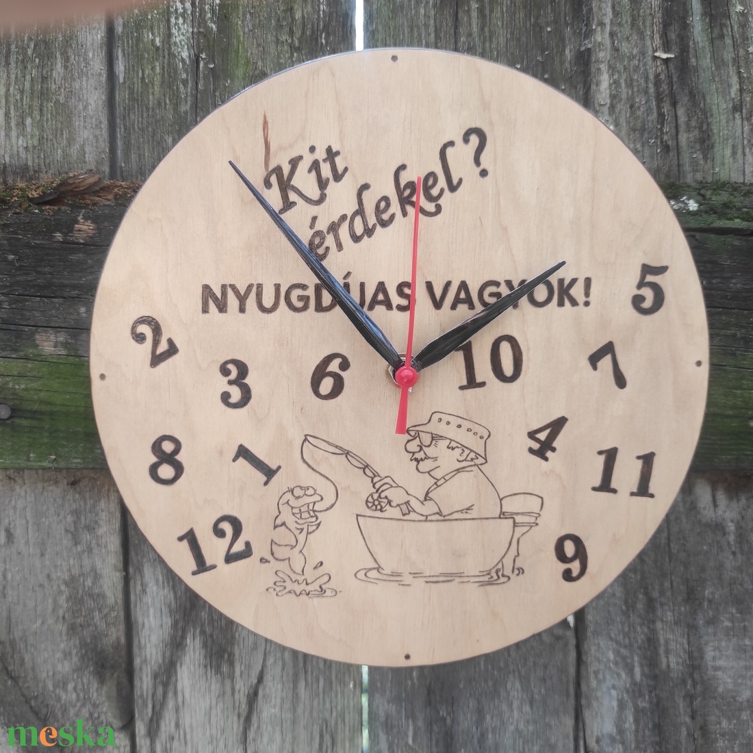 Nyugdíjas búcsúztatóra - kézzel rajzolt gravírozott falióra - otthon & életmód - dekoráció - fali és függő dekoráció - falióra & óra - Meska.hu Nyugdíjas búcsúztatóra - kézzel rajzolt gravírozott falióra - otthon & életmód - dekoráció - fali és függő dekoráció - falióra & óra - Meska.hu