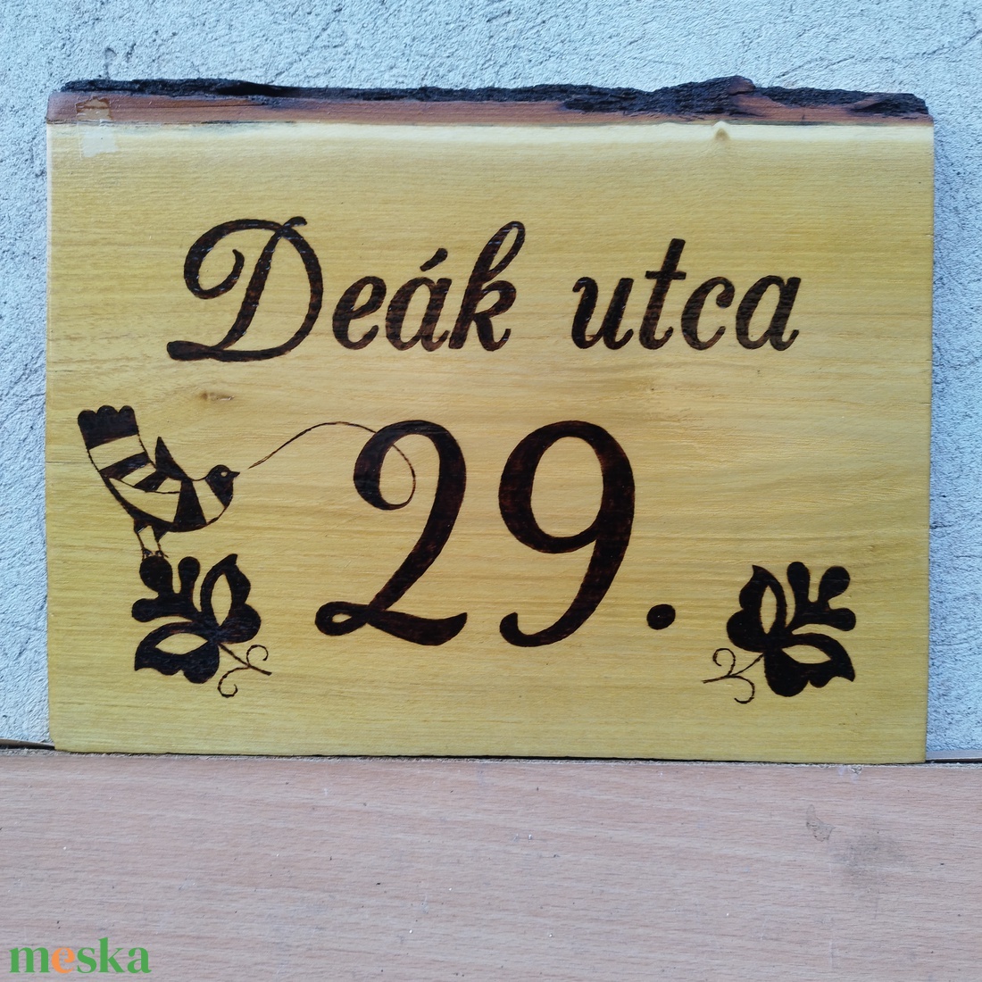 Egyedi fa gravírozott házszám tábla - otthon & életmód - ház & kert - házszám - Meska.hu