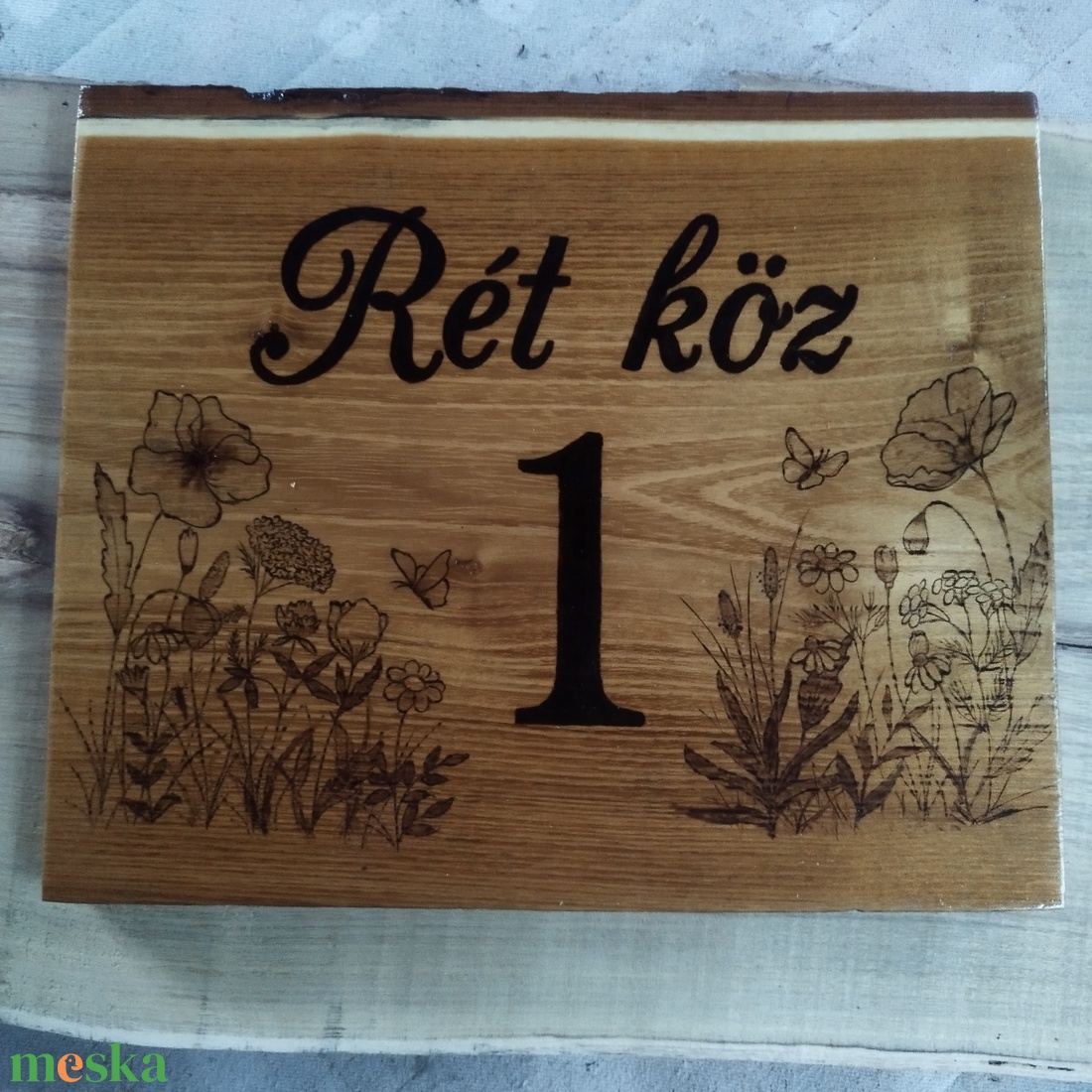 Házszámtábla egyedi, kézzel rajzolt virág grafikával - otthon & életmód - ház & kert - házszám - Meska.hu Házszámtábla egyedi, kézzel rajzolt virág grafikával - otthon & életmód - ház & kert - házszám - Meska.hu