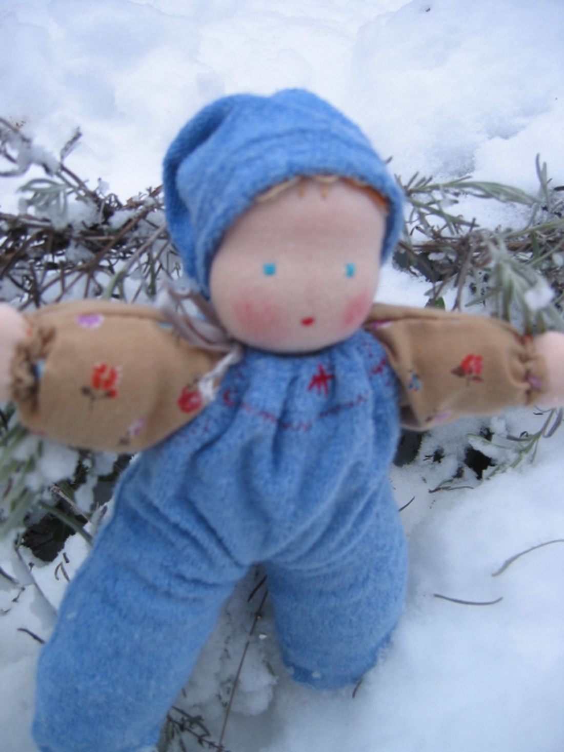 Öltöztetős Manó Baba -  - Meska.hu