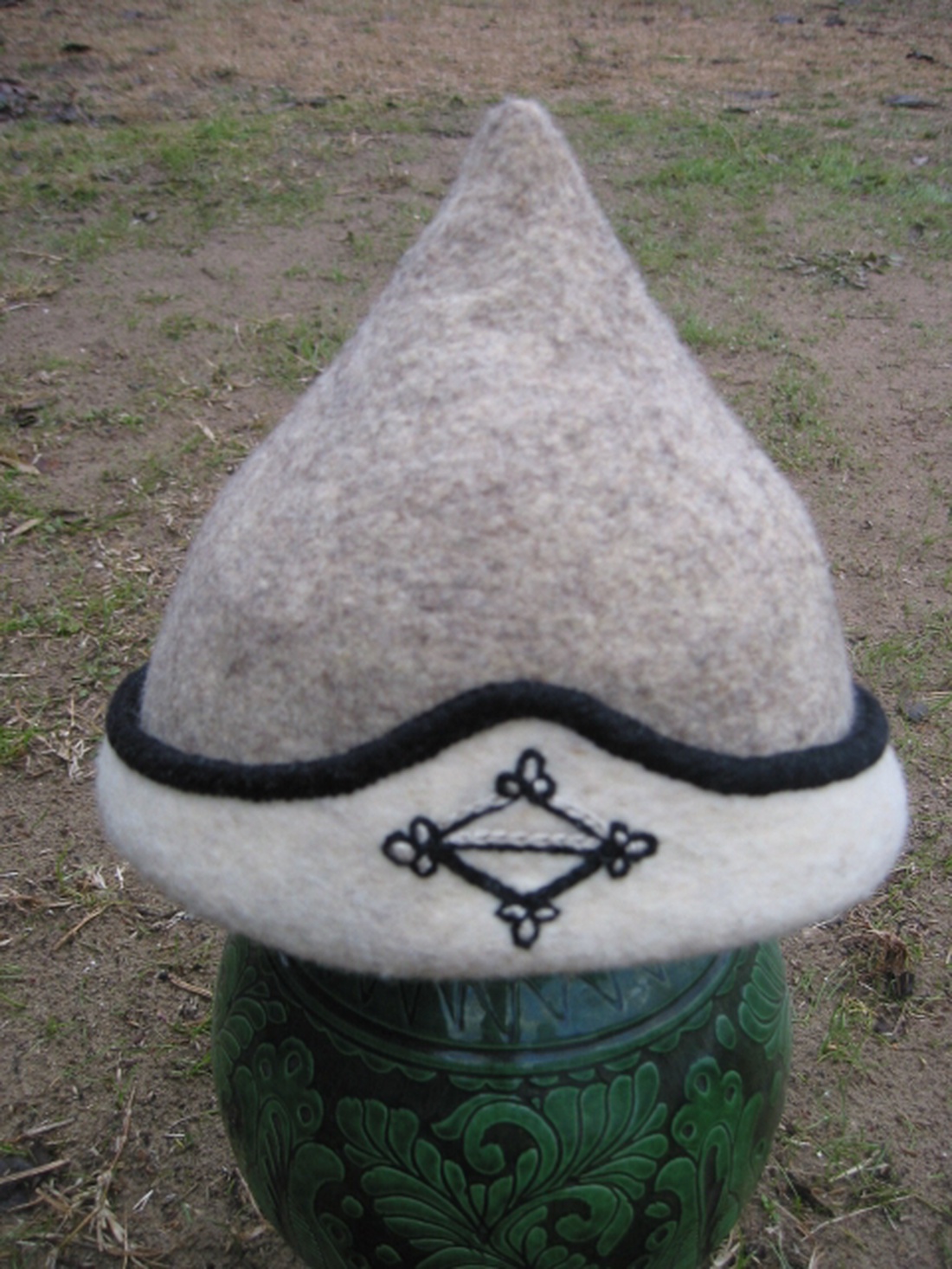 KÉRÉSRE Nemez Süveg lefoglalva Rita részére -  - Meska.hu