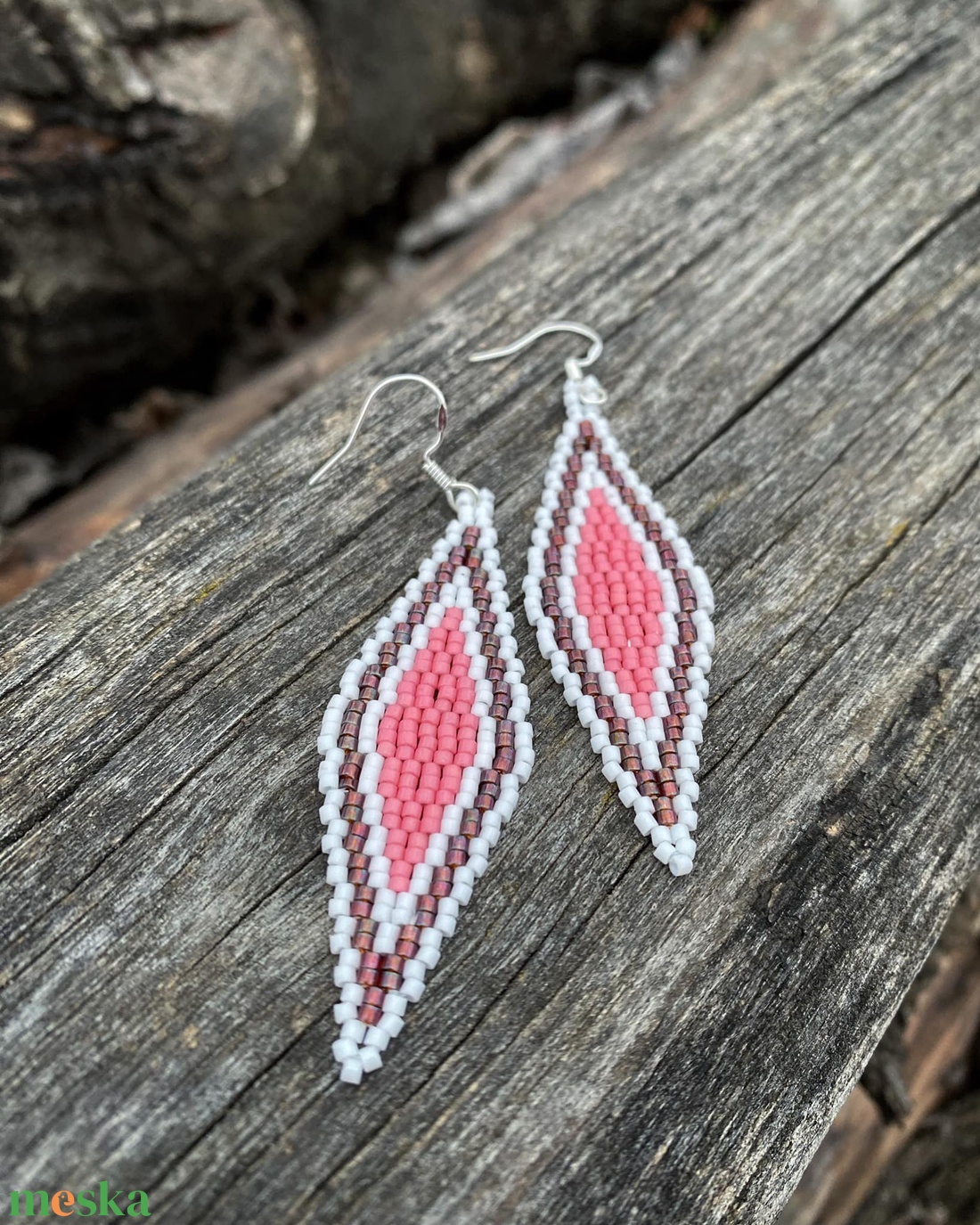 Zsuwel Rózsaszín-fehér mini TANGÓ fülbevaló - ékszer - fülbevaló - lógó fülbevaló - Meska.hu