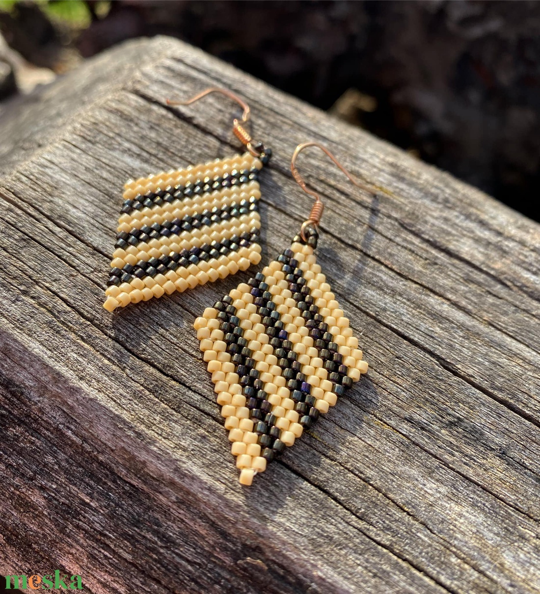 Zsuwel Bézs-sötétbarnás ROMBUSZ fülbevaló - ékszer - fülbevaló - lógó fülbevaló - Meska.hu