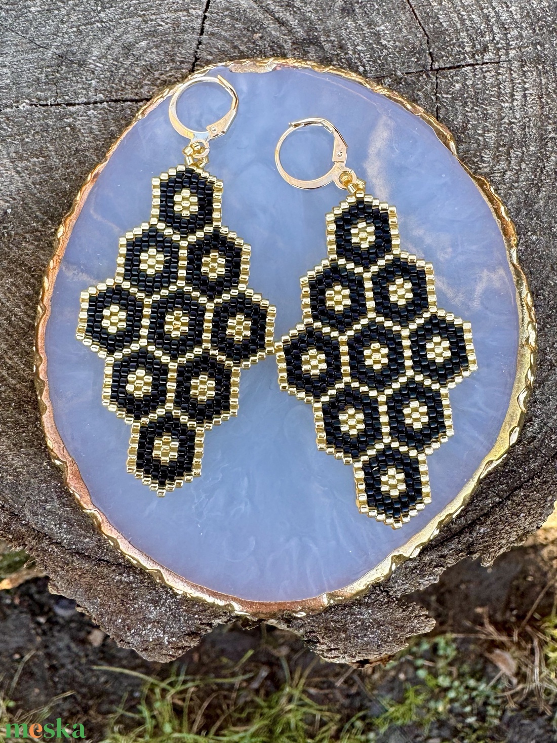 Zsuwel Fekete-arany  FLOWER fülbevaló - ékszer - fülbevaló - lógó fülbevaló - Meska.hu